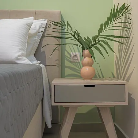 Apartment Andy's & Hari's Elegant Town Studios, By Zantewize Zakynthos