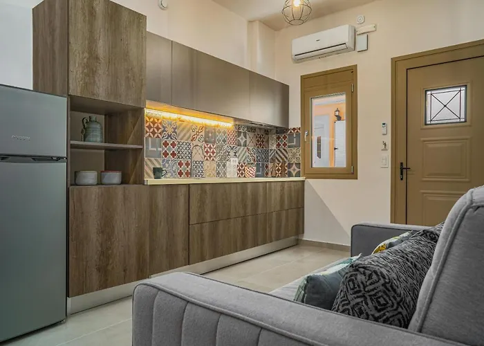 Andy's & Hari's Elegant Town Studios, By Zantewize * Zakynthos