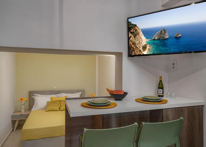 Andy's & Hari's Elegant Town Studios, By Zantewize Apartamento *