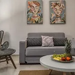 Andy's & Hari's Elegant Town Studios, By Zantewize شقة مدينة زاكينثوس