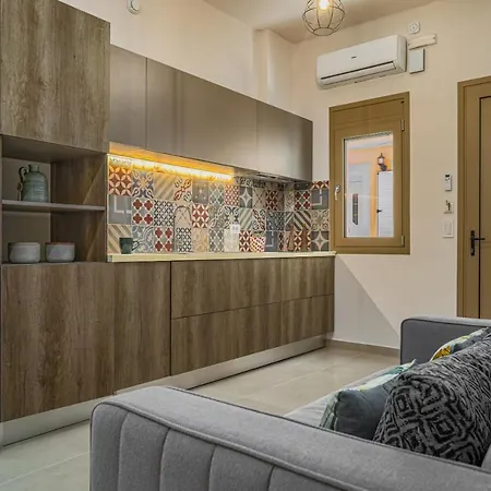 Andy's & Hari's Elegant Town Studios, By Zantewize * Zakynthos Town